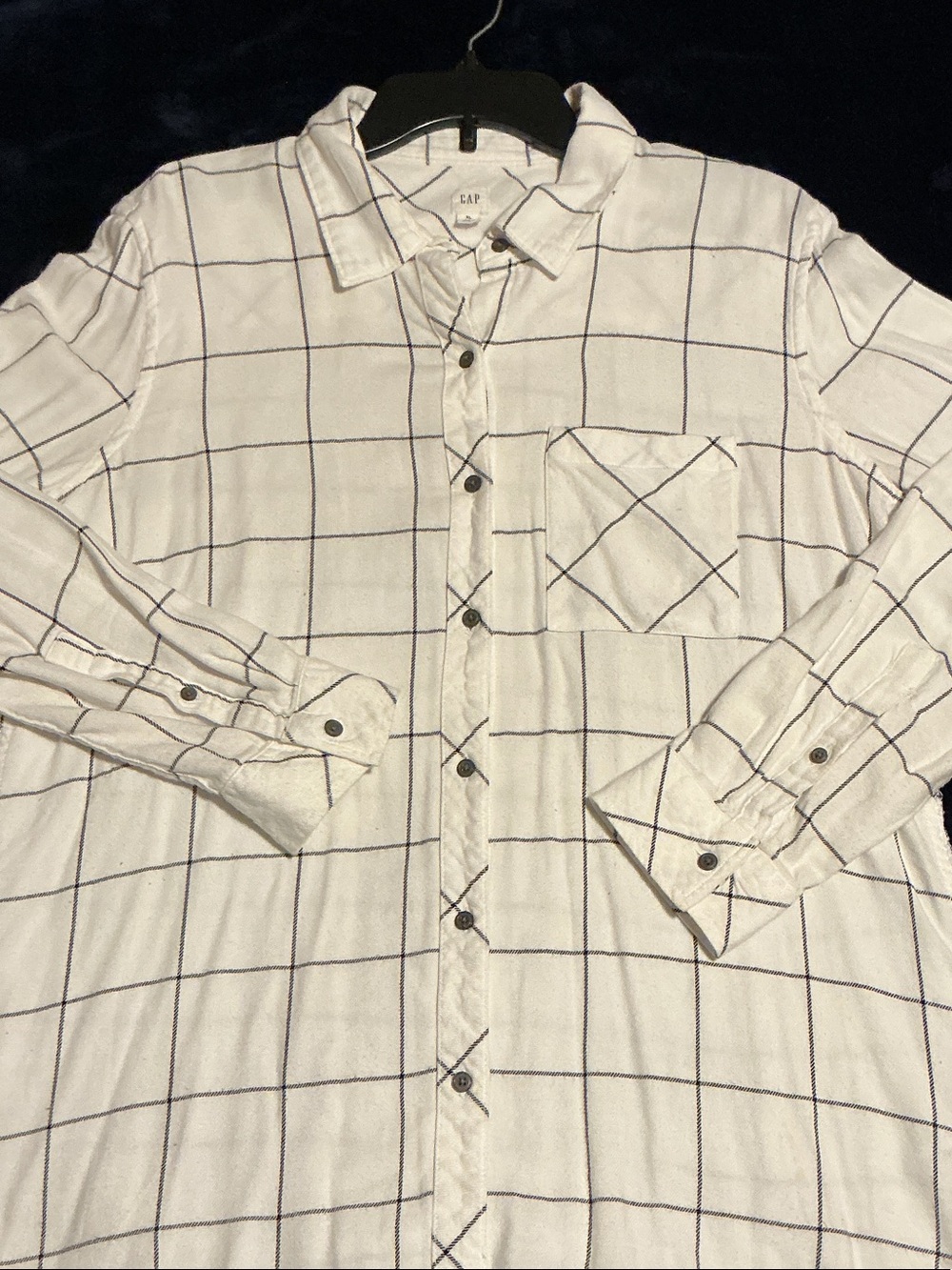 GAP White Windowpane Long-Sleeve Button-Down Shirt
